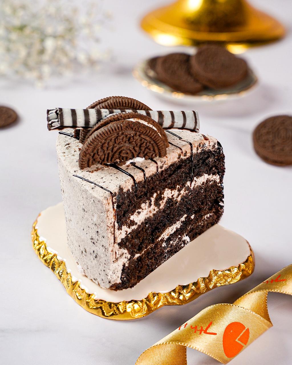 Cookies & Cream Cake Slice